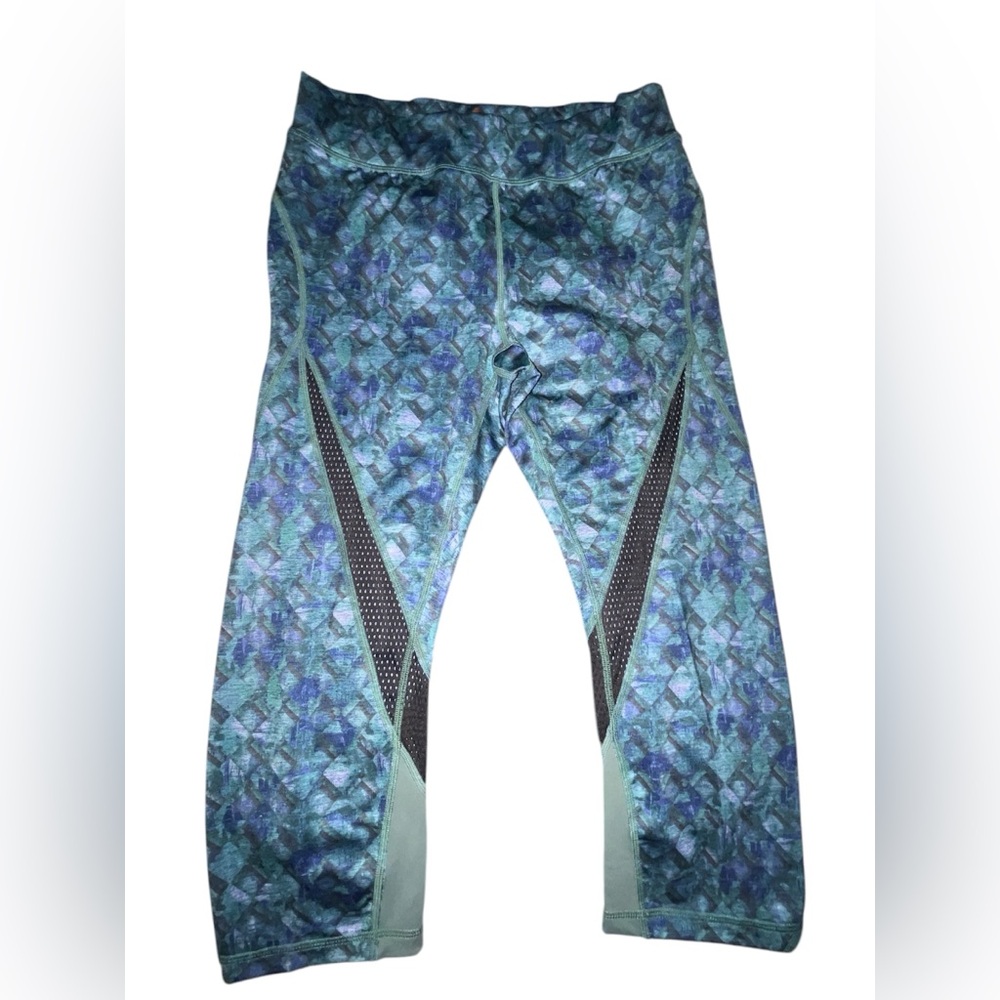 LIKE NEW Shape Hi-Rise Cropped Leggings with Mesh - Sz Large